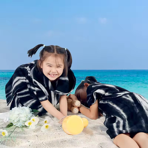 ผ้าขนหนูคลุมไหล่เด็กแบบมีฮู้ด, ผ้าขนหนูไมโครไฟเบอร์เนื้อนุ่มและซึมซับได้ดี, ผ้าคลุมอาบน้ำสำหรับเปลี่ยนเสื้อผ้าริมสระว่ายน้ำ, ผ้าคลุมอาบน้ำ, ผ้าขนหนูอาบน้ำ - Product Image 1