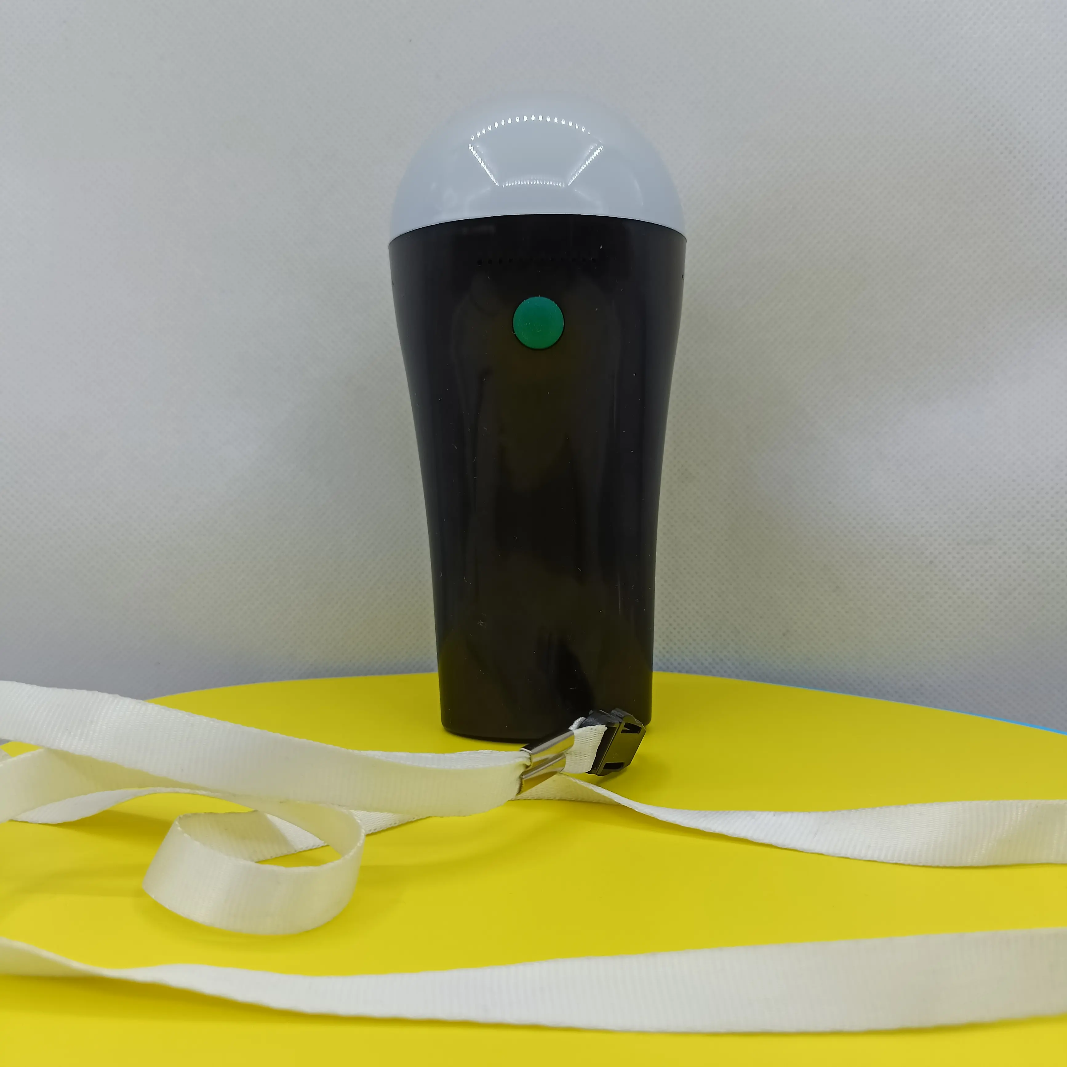 Fábrica de China Super brillante al aire libre LED ODM OEM copia de seguridad de emergencia bombilla solar con batería colgante luz antorcha barbacoa bombilla lámpara