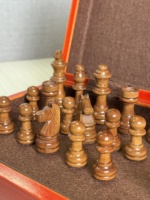 Inventario de fábrica Precio bajo Moq bajo Tablero De Ajedrez Piezas de ajedrez plegables de madera Juego de tableros Juego de obsequios corporativos