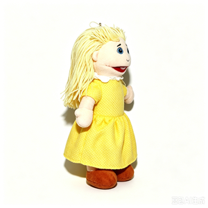Marionnette de main en peluche blonde personnalisée, corps entier, avec bouche mobile et robe brodée à pois jaunes, idéale pour les anniversaires - Product Image 3