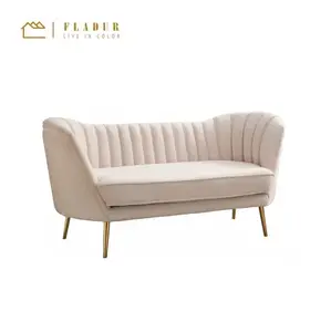 벨벳 채널 Tuffted 골드 다리 금속 Loveseat 소파 거실 라운지