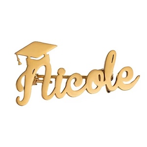 Broche Conmemorativo de Graduación para Estudiantes, de Acero Inoxidable, con Nombre en Inglés, Diseño de Birrete Doctoral, Simple y Sofisticado - Product Image 6