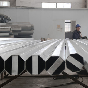 Poste de metal de acero galvanizado caliente de 3-15m <span class=keywords><strong>para</strong></span> Línea de Transmisión Eléctrica poste de acero - Product Image 6