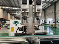 Machine de perçage de trous de serrures et de fentes de charnières pour portes en bois, CNC intelligente et robuste, haute efficacité, pour la fabrication de portes