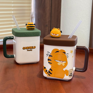 Taza de cerámica Garfield con tapa y pajita, diseño de dibujos animados, para hombres y mujeres, taza de regalo de cumpleaños - Product Image 1