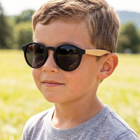Gafas de sol infantiles con logotipo personalizado exclusivo UV400 para niños, Sin bordes afilados de metal, madera ligera para jugar al aire libre