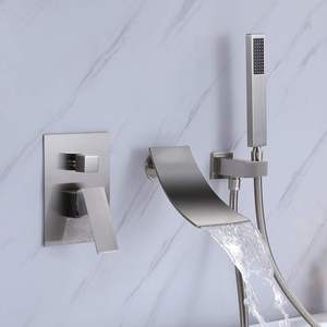 Современный цельный латунный Набор смесителей для ванной с одной ручкой, наполнитель для ванной с водопадом и клапаном, матовый никель - Product Image 2