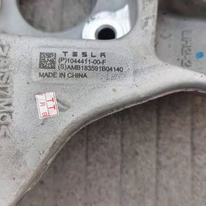 Rotule de direction arrière <span class=keywords><strong>Tut</strong></span> Brand 2021 pour Tesla Model 3 (Référence OE 1044411/1044416) – Système de direction automobile – Support fixe – Garantie 12 mois - Product Image 2