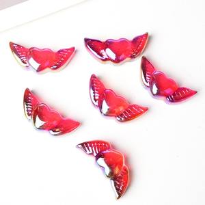 ขายส่งปีกคริสตัลรูปหัวใจสีแดงคุณภาพสูง ขนาด 4 ซม. แฟชั่นทันสมัย ตกแต่งบ้าน พิมพ์ลายดิจิทัล ปลอดภัย - Product Image 4
