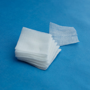 Compresses y Toallitas de Gasa Desechables de 10cm x 10cm, Estériles, para Aplicaciones Médicas y Curación de Heridas - Product Image 1