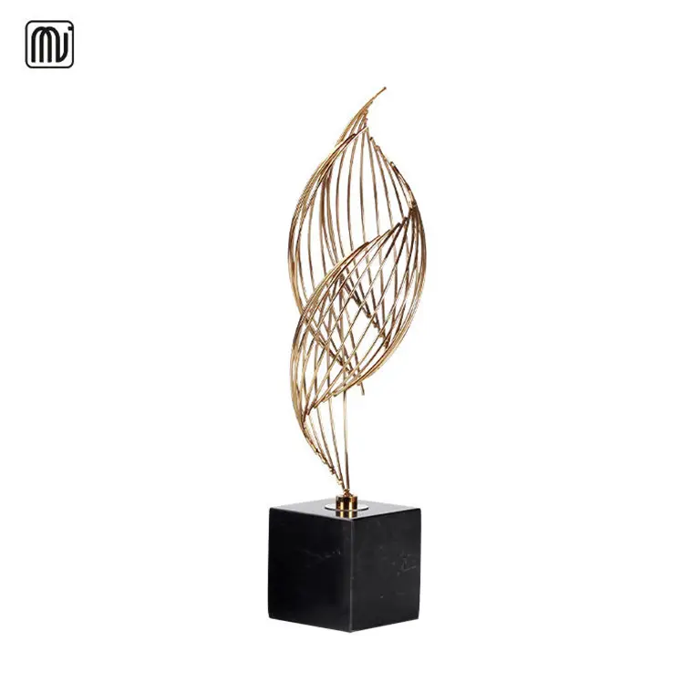 New Design Luxury Northern Europe Style Home Decoration Ornaments Plating Gold Metal Accessories Art Other Home Decor