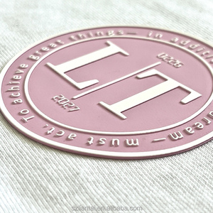 Tùy chỉnh 3D dập nổi cao su Silicone sắt-on vá Vòng Nhãn quần áo cho T-Shirt đồng phục teamwear gấp cuộn - Product Image 6