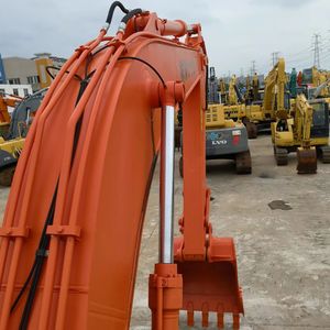 Pelleteuse Hitachi ZX240 d'occasion originale ZAXIS240-3 Japon avec boîte de vitesse moteur pour pelle moyenne d'occasion modèle nécessaire - Product Image 6
