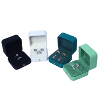 Boîte à bijoux rectangulaire de luxe personnalisée avec logo imprimé, petite, portable, en cuir PU, avec fermeture à boucle, pour bagues, boucles d'oreilles, colliers, Saint-Valentin