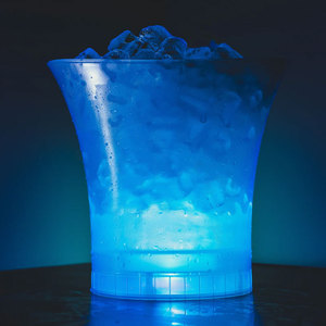 Giá rẻ tùy chỉnh thanh đêm bên câu lạc bộ Led Ice Bucket nhựa trong suốt bia Champagne Ice Bucket với LED ánh sáng - Product Image 3