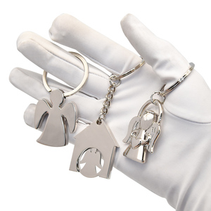 Bán Buôn Nhà Máy Chuyên Nghiệp Tùy Chỉnh Thiên Thần Keychain Quyến Rũ Chất Lượng Cao Cứng Mềm Men Móc Khóa - Product Image 2