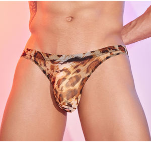 Sous-vêtement string séduisant imprimé léopard pour homme, sauvage et sexy, taille basse, transparent, tendance, sous-vêtements européens et américains. - Product Image 1