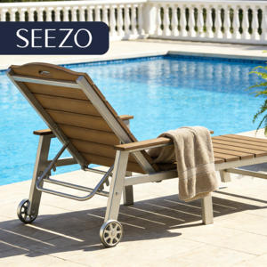 كرسي استلقاء خارجي للراحة موديل 2026 بإطار ألومنيوم وخشب بلاستيكي قابل للتكديس مع عجلات بدون وسائد - Product Image 1