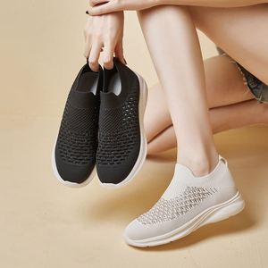 2024 Women's Leisure Running Shoes - Product Image 3