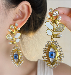 <span class=keywords><strong>Orecchini</strong></span> Pendenti Vintage Placcati Oro con Cristalli e Strass, Occhio <span class=keywords><strong>Blu</strong></span> e Grande Perla, in Lega e Zinco per Gioielli da Festa - Product Image 1