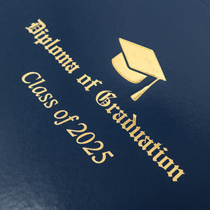 Funda de Piel Sintética para Certificado de Graduación, Tamaño A4 8.5x11, Porta Diplomas con Estampado Plateado, Interior de Cartón Blanco - Product Image 4