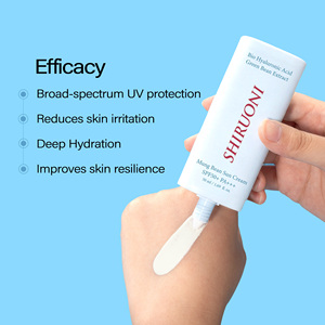 Crema Solare OEM con Acido Ialuronico e Fagioli Mung SPF 50+ PA+++, Schiarente, per Spiaggia e Viaggi, Uso Quotidiano, Confezione Personalizzata - Product Image 4