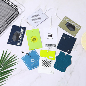 Etiqueta Colgante de Papel Ruimei Personalizada para Ropa, Etiqueta Blanca para Prendas DZ02 - Product Image 1