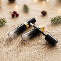 Emballages cosmétiques en plastique à marque privée, contenants de rouge à lèvres liquide noir brillant doré de 9 ml, tubes de gloss à lèvres vides de luxe