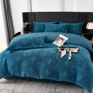 Parure de lit 4 pièces en velours de lait épais jacquard taffetas noir mat européen, couleur unie, en polaire corail, pour l'hiver - Product Image 1