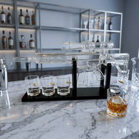 Ensemble décanteur à whisky AR15 très populaire avec 4 verres à shot en forme de balle, en borosilicate soufflé à la main, hermétique, avec support de présentation noir, accessoires de bar
