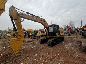 Vente flash : Excavatrice Caterpillar 315 d'occasion, robuste et durable, moteur à chenilles, modèle 2020, 15 tonnes, godet de 0,61 m, puissance de 91 kW, bon état - Product Image 4