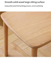 Chaise de salle à manger nordique moderne en bois d'hévéa à dossier haut avec design ergonomique pour salons et mariages
