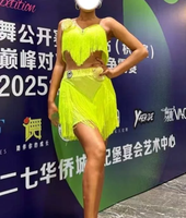 Robe de danse latine jaune néon personnalisée pour filles, avec franges et pompons, costume de compétition de salsa, tenue de danse latine, ensemble de robe