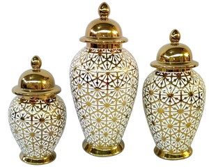 Collection de pots en porcelaine finition or élégante avec une esthétique unifiée pour une décoration d'intérieur polyvalente et une amélioration de l'ambiance - Product Image 1