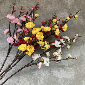 Flores artificiales Queyiyi, ramo de ciruelas de invierno en blanco, rojo, rosa y amarillo, flores en jarrón para decoración del hogar y jardín. - Product Image 2