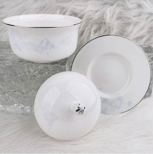 Bol à ragoût en porcelaine fine avec bord doré et couvercle, motif en relief, pour soupe et dessert - Product Image 6