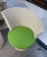 Ensemble de salon de jardin 3 pièces en PE tressé à la main, durable, pour balcon, style loisirs en plein air, avec table et 2 chaises