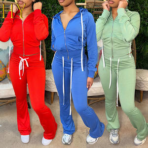 Özel Logo uzun boylu kız dostu eşofman triko Zip Hoodie ceket ve alevlendi pantolon seti Yoga setleri 2 parça Lougwear kadınlar Set - Product Image 1