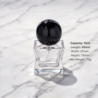 Flacon de parfum en verre transparent de 15 ml avec pulvérisateur à brume fine et capuchon sphérique brillant, idéal pour les trajets quotidiens et les rafraîchissements nomades – Direct Usine
