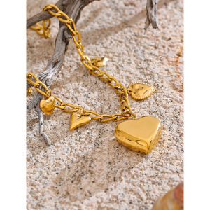 Collar JINYOU 3211 con Dijes de Corazón Grueso de Acero Inoxidable Impermeable de Alta Calidad con Encanto Dorado - Product Image 2