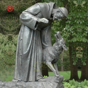 Sculpture religieuse catholique en marbre blanc, Saint François avec un loup - Product Image 3