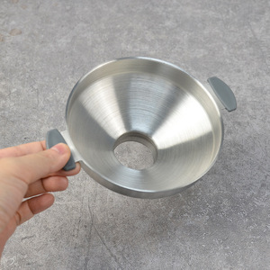 กรวยสแตนเลสสองหูขนาดใหญ่แบบใช้แล้วทิ้งสำหรับห้องครัว - Product Image 2