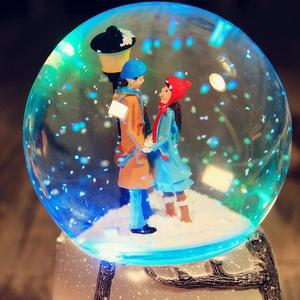 Quả Cầu Pha Lê Âm Nhạc Cho Cặp Đôi Tùy Biến Giá Rẻ Quả Cầu Tuyết Đẹp Hộp Nhạc Phát Sáng Thành Phố Phun Tuyết Sáng Tạo Quà Tặng - Product Image 3