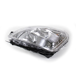 Conjunto de Faros Delanteros Halógenos y Xenón de Alta Calidad, Nuevos, Lado Izquierdo, Eléctricos, con Bombilla, para <span class=keywords><strong>Iveco</strong></span> F-69500013-1 - Product Image 6