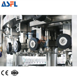 Macchina per bevande in scatola completamente automatica Soda può riempire il sistema di confezionamento sigillante 304 inossidabile - Product Image 5