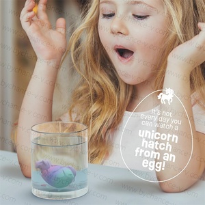 Venta caliente <span class=keywords><strong>sorpresa</strong></span> <span class=keywords><strong>huevo</strong></span> juguete <span class=keywords><strong>unicornio</strong></span> huevos para incubar niñas y niños favores de fiesta barato <span class=keywords><strong>unicornio</strong></span> tema juguete para máquina de garra - Product Image 6