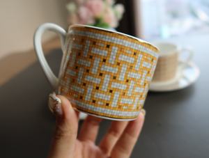 Hot Sale Nordic Luxury Gold Handle Straight Mouth Porcelain Coffee <b>Cup</b> & <b>Saucer</b> Set with Gift Box - Product Image 4