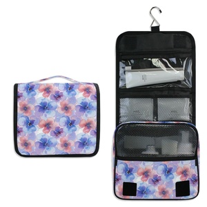 Bolsa de Cosméticos de Viaje Impermeable con Bajo MOQ, Neceser Organizador con Diseño Floral Personalizado y Gancho para Colgar - Product Image 5
