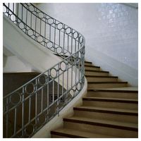 Balustrade en fer ornementale Prima Elegant, design personnalisé, main courante d'escalier en métal de luxe pour villa