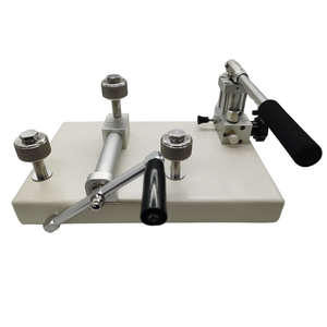 อุปกรณ์ปรับเทียบปั๊มไฮดรอลิกแบบตั้งโต๊ะ 160mpa - Product Image 4